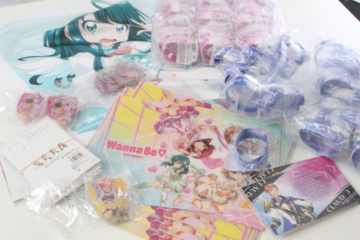 Ｔｏｋｙｏ　７ｔｈ　Ｓｉｓｔｅｒｓとユアマジェスティ　イベントグッズ　雑貨系混み混み５００点　福箱　送料サービス！　2０００個買うと更に激安！