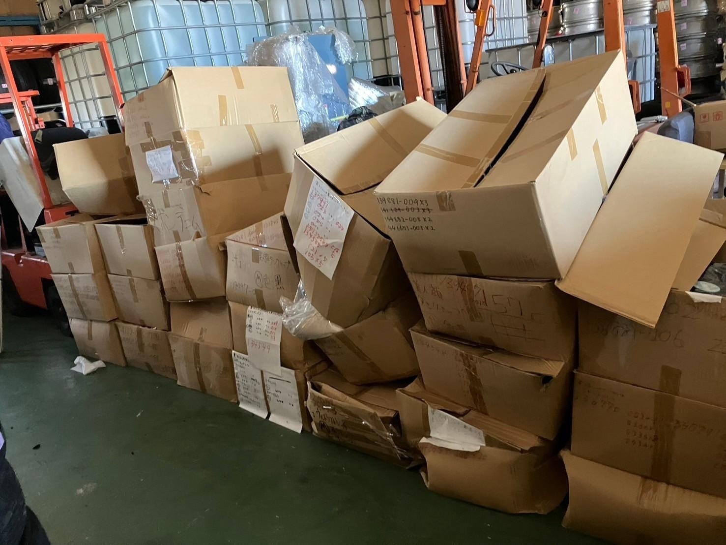 サイズ明細追加！大口激安案件！有名通販ベルーナ　レディスアパレル　4610枚混み混み服箱！