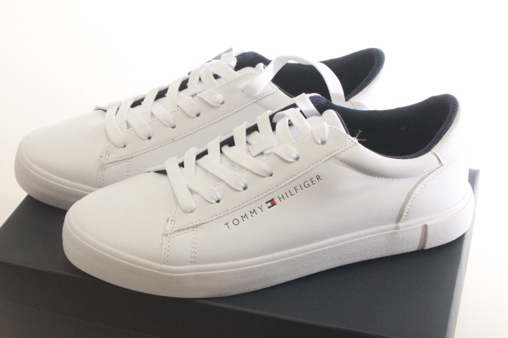 画像使用OK！　【Tommy Hilfiger】トミーフィルガー　メンズスニーカー　RIBBY　26cm　1足　箱付き・未使用品
