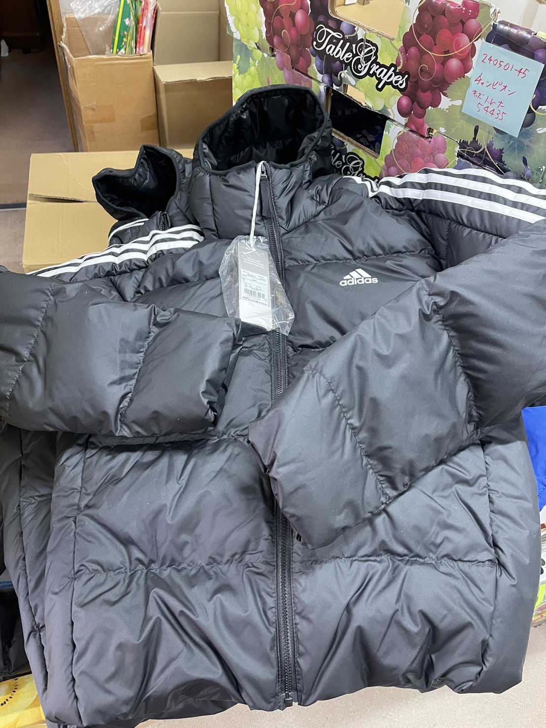 adidas　メンズ　中綿ブルゾン　ブラック 2枚