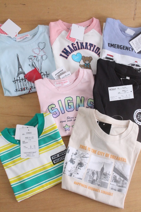 ＴＨＥ処分！大阪子供服問屋緊急処分！　子供服こみこみ　100枚服箱　キッズアパレルが気絶安！！