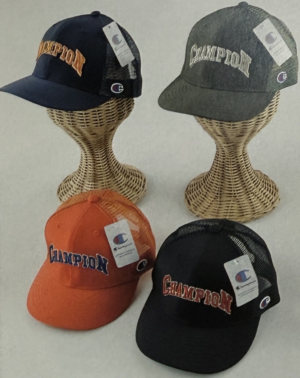 Champion チャンピオン　ビカーブキャップ8個セット！