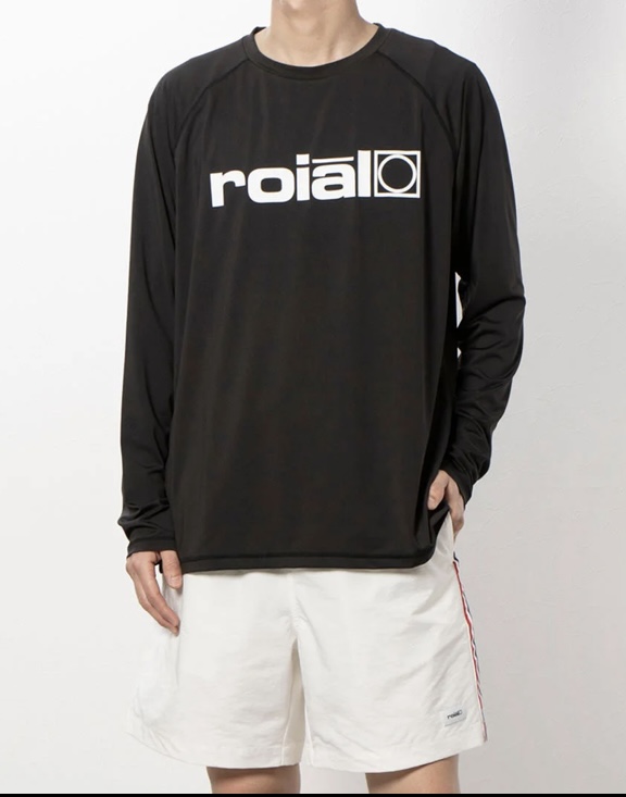 カリフォルニア発のアパレルブランド　roial（ロイアル） 長袖ラッシュガード（水着）（BLACK ） 通常価格：  ￥7,150