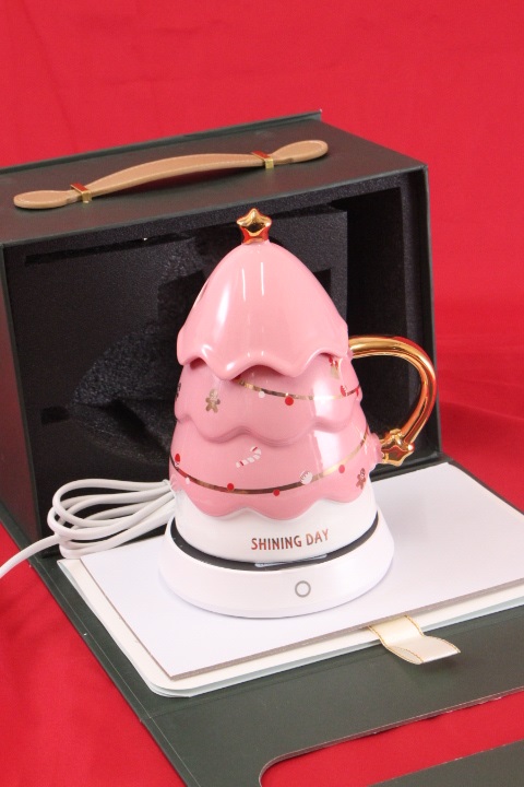 かわいいクリスマスにオススメ！温められるマグカップ箱入り1個