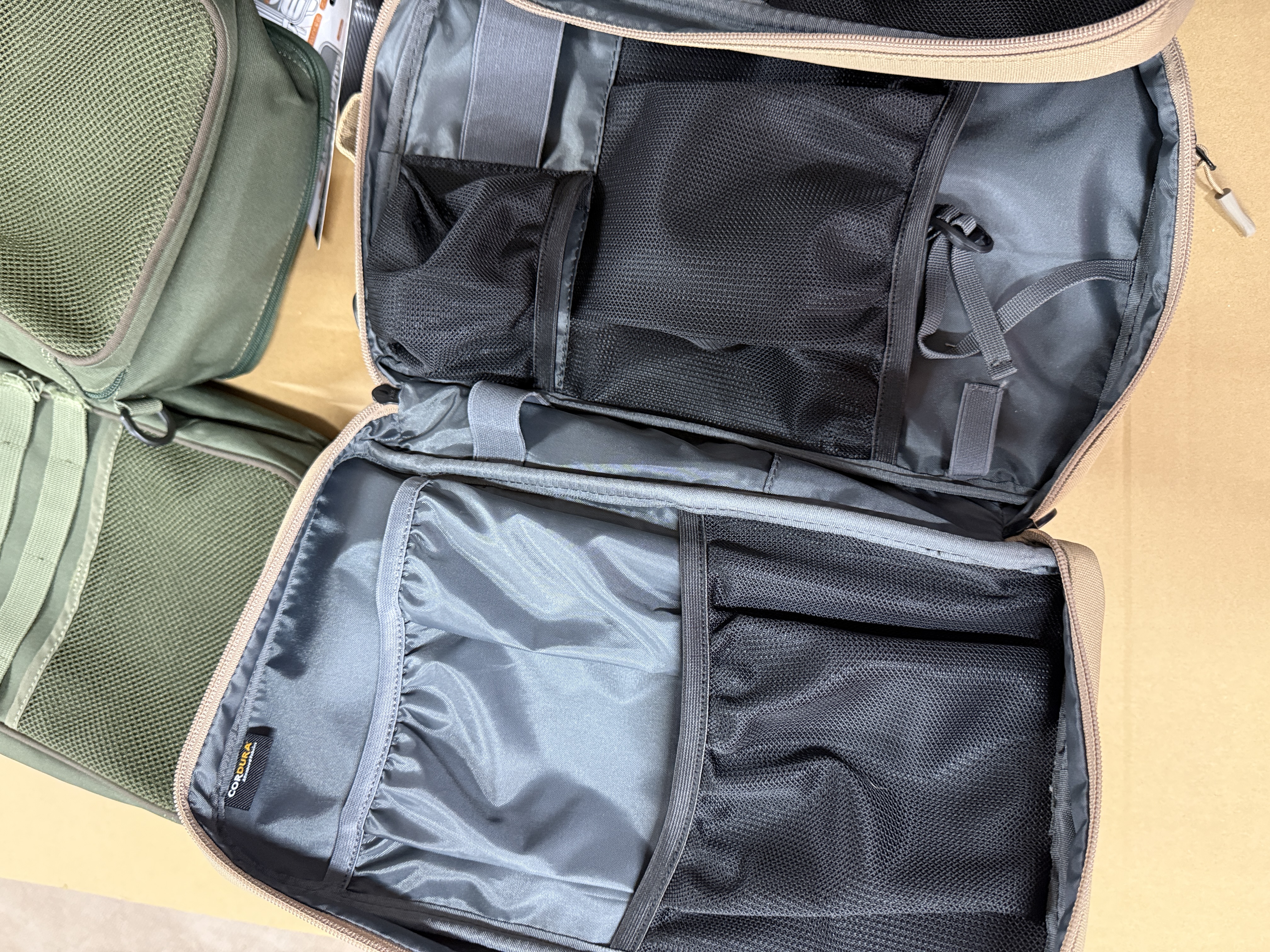 FUKUさんとのコラボ商品 ギアケースL (GEAR CASE L)の訳あり品　6個あるだけ！