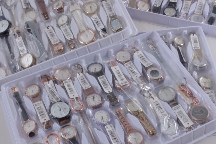 画像更新★今なら即出荷！！ベストセラー商品！フィールドワークス　レディース　ウォッチ　時計　100個入り　電池交換済み商品