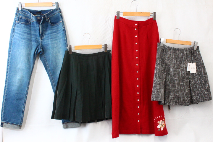 本日入荷！メルカリで人気！ブランド多数！ レディス ユーズドボトムス関係 こみこみ 服箱！ 在宅ビジネス推薦！沢山買うと更に安い!!