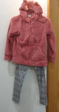 コストコ処分品！！限定１セット！キッズ　モコモコパーカー パンツ　2点セットサイズ＆カラー混み　　19枚入り