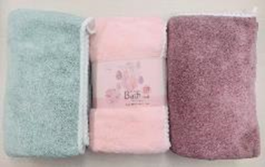 〈 sofle Beauty 〉 マイクロファイバーバスタオル１P　ピンク　36個　HDL-1205　4562351001205　/　〈 sofle Beauty 〉 マイクロファイバーバスタオル１P　グリーン　36個　HDL-1212　4562351001212　/　〈 sofle Beauty 〉 マイクロファイバーバスタオル１P　ルビーグレー　36個　HDL-1229　4562351001229