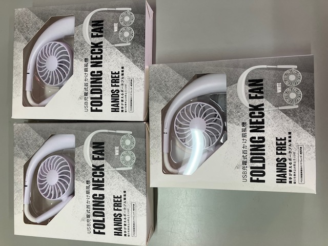 箱難有りで大特価！！　USB充電式ポータブル 首掛け 扇風機 　FOLDING NECK FAN　CD86825　72個