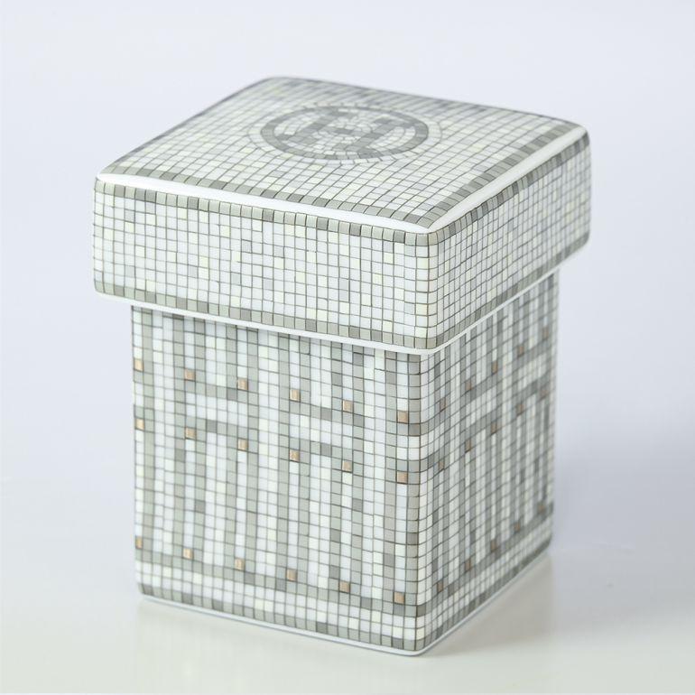 HERMES　エルメス　モザイク ヴァンキャトル プラチナ スモール ティー キャディー 紅茶缶　1個から購入可能！ 035061P