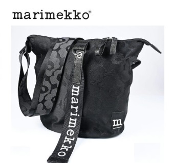 【marimekko】マリメッコ　 CARRY All UNIKKO　ショルダーバッグ 　1個から！ 92227
