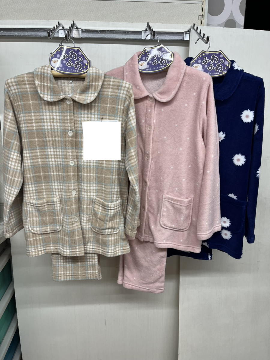 婦人サンゴフリース前開きパジャマ　18個　1003455891