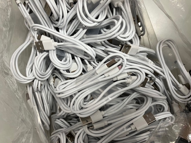 サンプル品　USBケーブル　150個