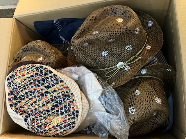 関西アパレルショップ閉店処分品！レディス帽子　こみこみアソート73個セット　3セット限定