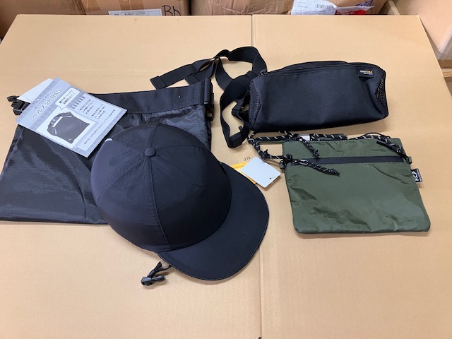サンプル品　ヘルメット・バッグこみこみ4個セット