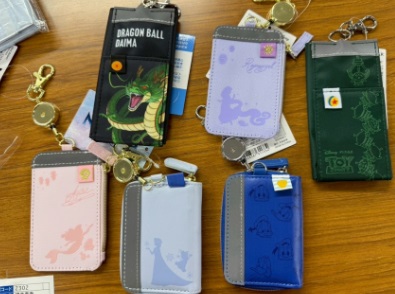 キャラクター　キーケース・パスケース込み　40個入り 1003796401