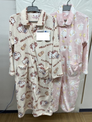 【サンリオ】婦人　フランネル　ワンピ/パジャマ　12～15枚入り 1003814581・1003814571