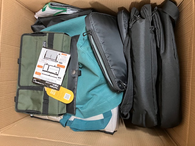 サンプル品　バッグほか　こみこみ40個だけ！