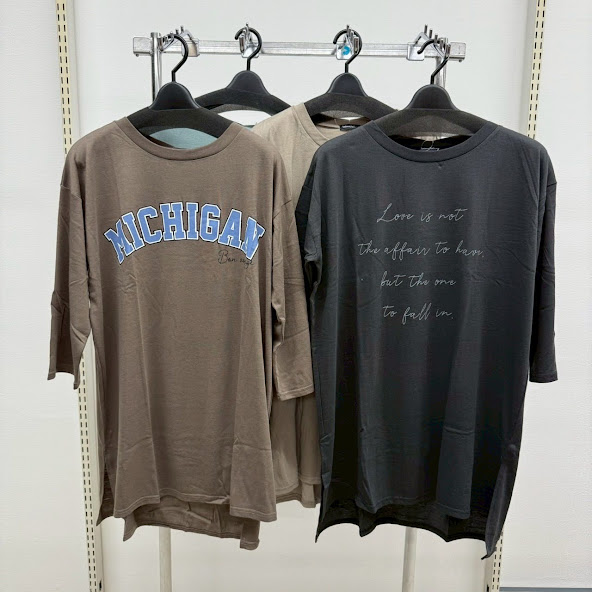 スリット入り7分丈袖ロゴTシャツ　18枚入り  1003691071