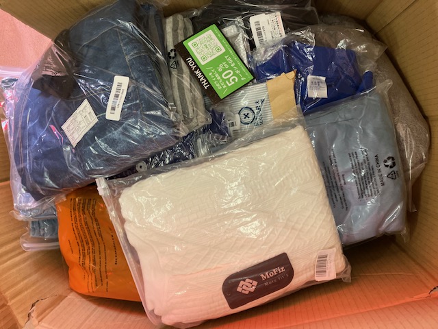 画像はイメージ！本日入荷！amazonの特別処分品！メンズアパレルこみこみ100枚セット！