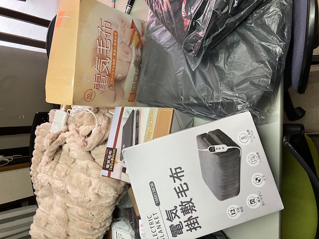 Amazon　返品品　高いものチョイス　毛布系が多し　B品　24個だけ！