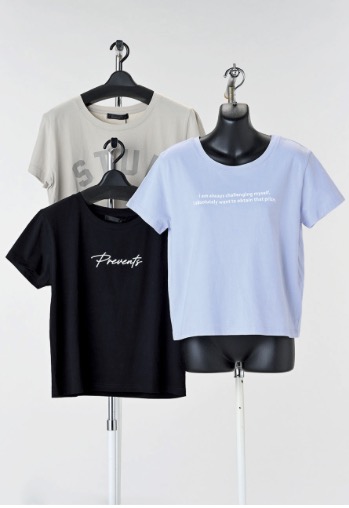 ロゴプリント柄アソートショートTシャツ　24枚入り 1003680041