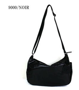 Jack goome　ショルダーバッグ　LIRIS　1個から購入可能！ 1215