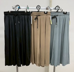 レディース　エンボスキュロットパンツ　10枚入り 1004008531