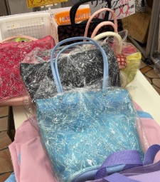 大特価！定価2900～5800円クラス！レディース　ファッションバッグ　デザイン＆カラー混み混みアソート　100個入り
