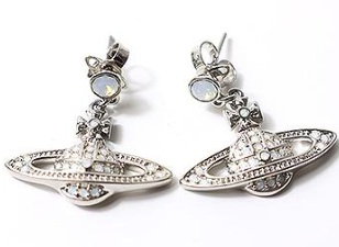【Vivienne Westwood】ヴィヴィアンウエストウッド　MINI BAS RELIEF DROP EARRINGS　レディース　 ピアス　1個から購入可能！ 62020025