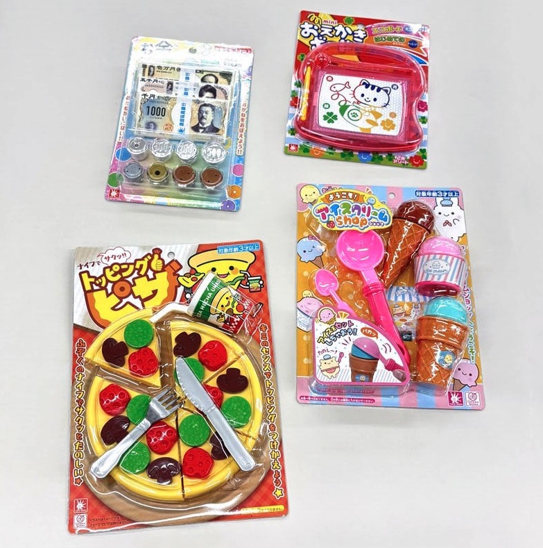 ８００円上代女の子おもちゃ　24個入り