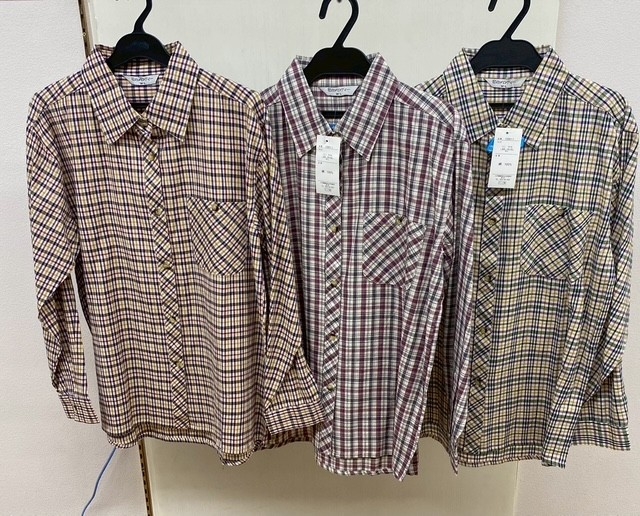 【特価】LL寸秋色格子ロールアップシャツ　30枚入