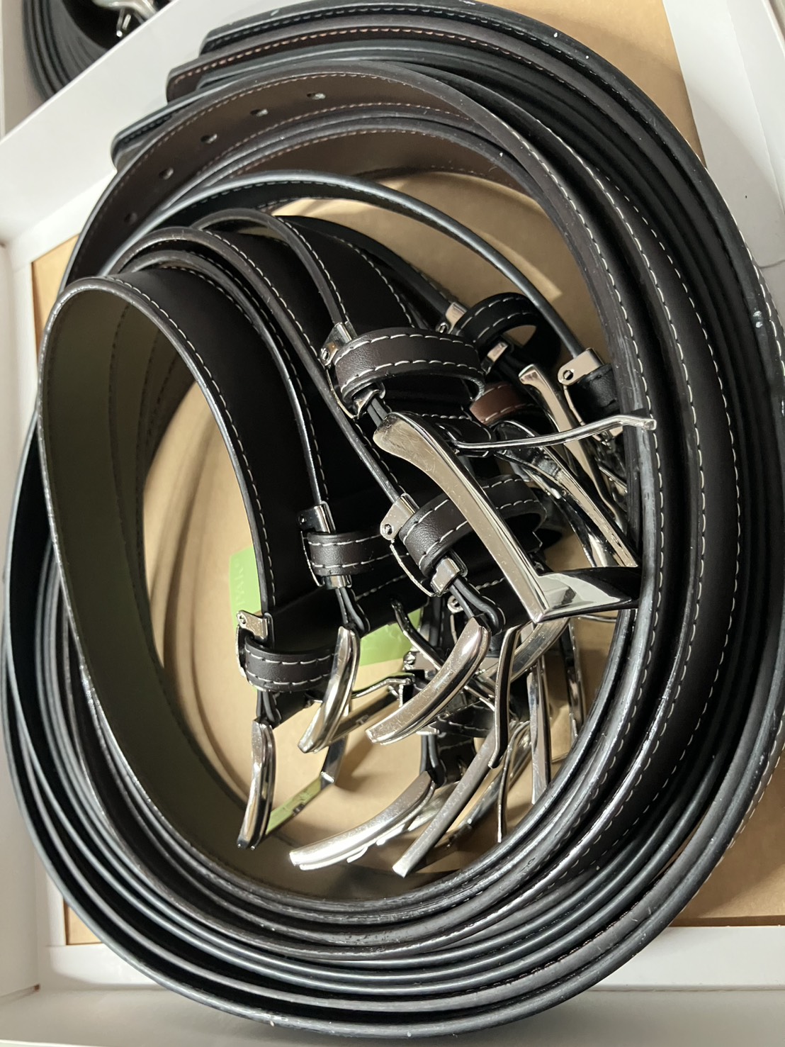 緊急倉庫処分品！【新品訳あり★1本65円！】メンズベルト カラーアソート10本セット！キズ・スレありのため超激特価！
