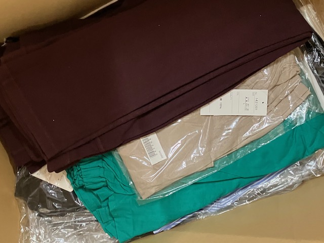 1セット限定！　本日入荷！！気絶安！アパレル問屋閉店処分　レディス　アパレルこみこみ29枚だけ！！