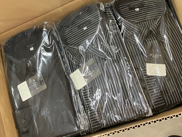 1セット限定！　本日入荷！！気絶安！アパレル問屋閉店処分　メンズ　シャツこみこみ50枚だけ！