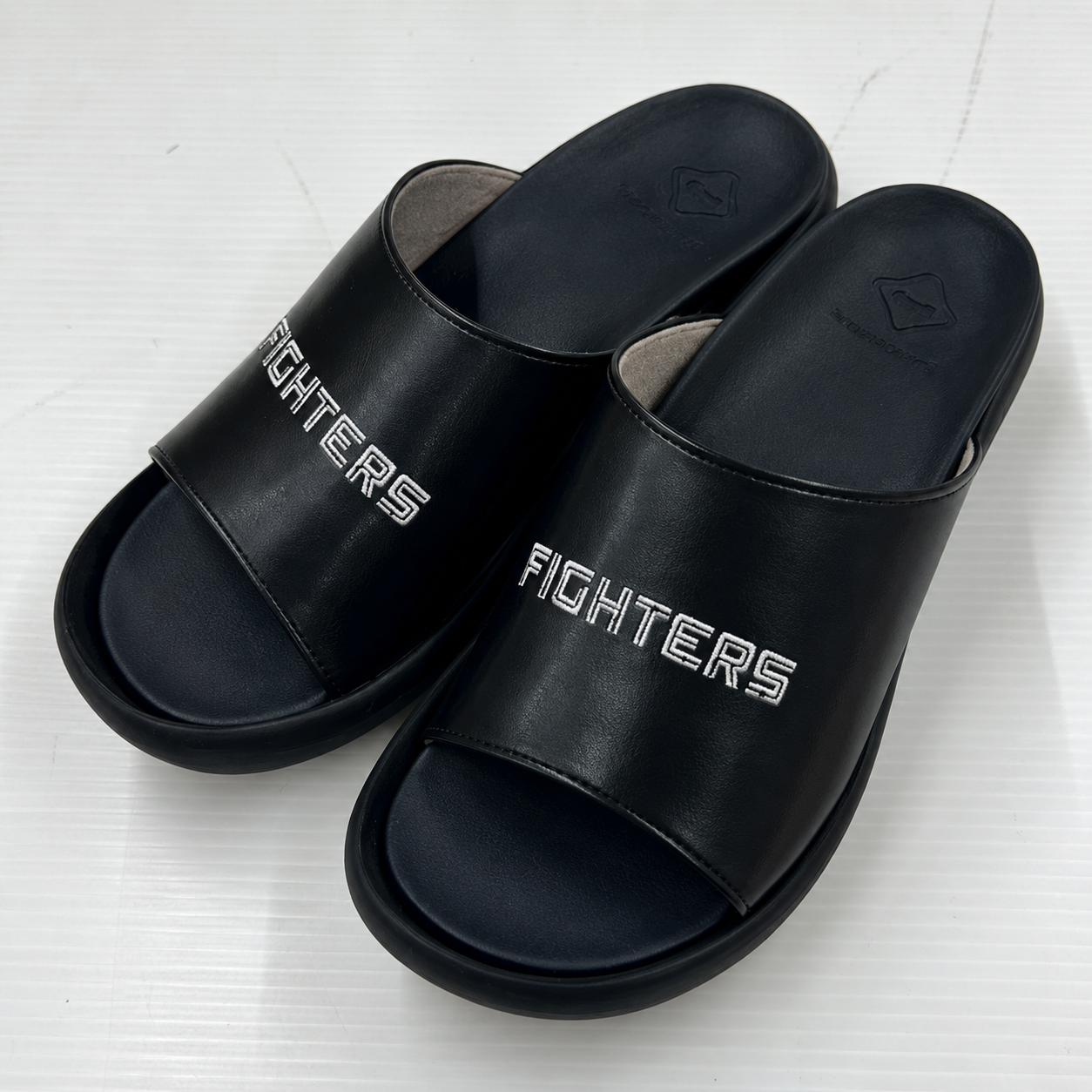【Regetta×日本ハム】快適サンダル(Mのみ) 上代7,980円　2足セット