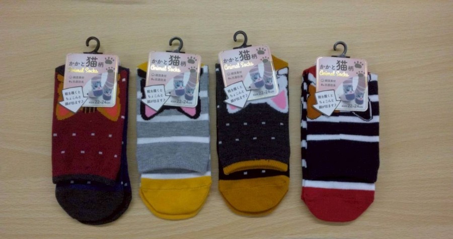 売り切れ御免!!ラスト1セット!!【倉庫一掃】婦人綿混かかと猫柄ソックス1P 100足入り